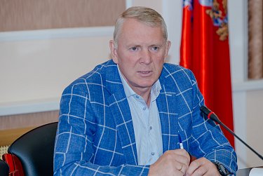 Парламентарии работают в оперативном режиме